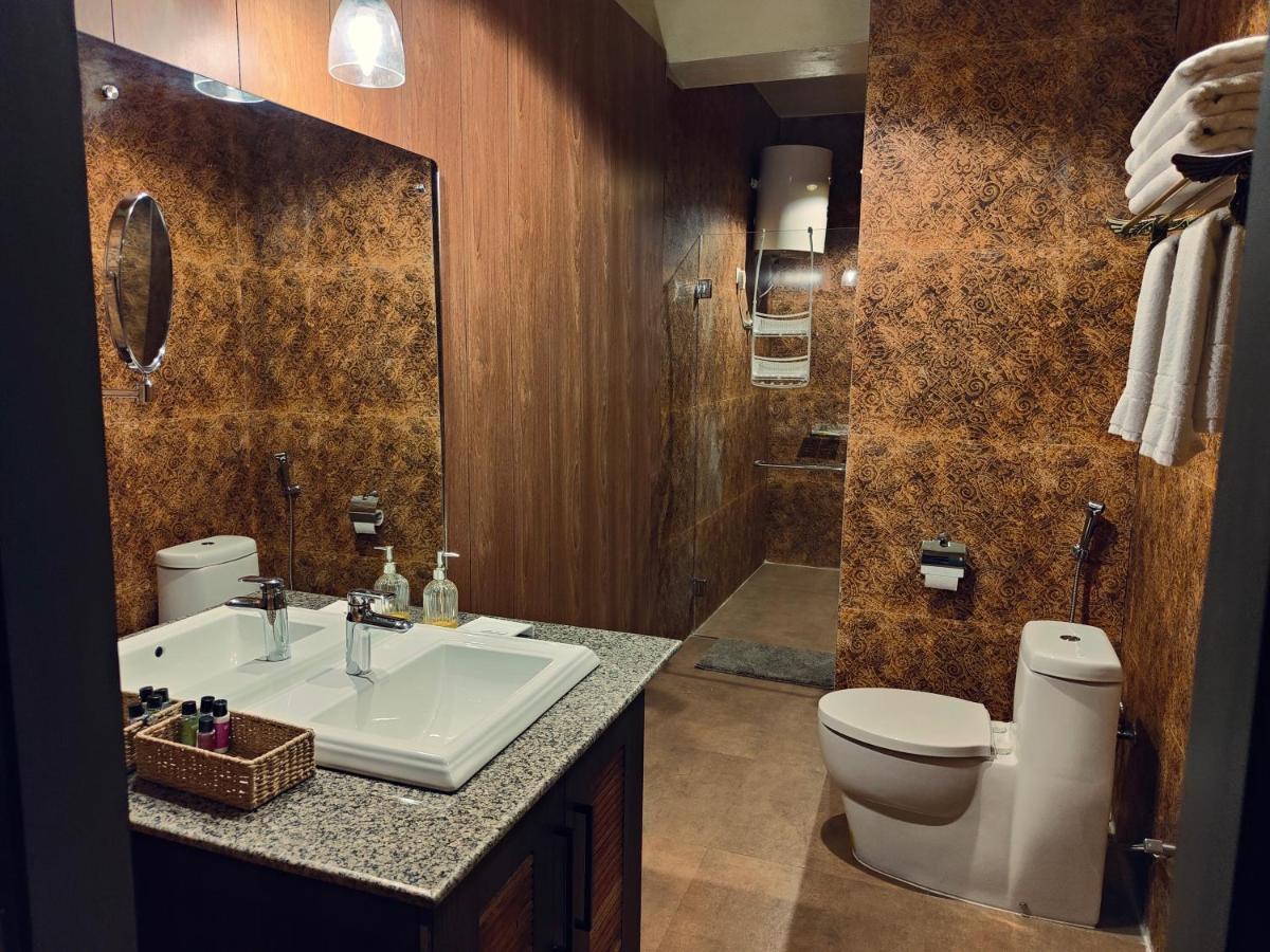 Hotel Acropolis Shillong Zewnętrze zdjęcie
