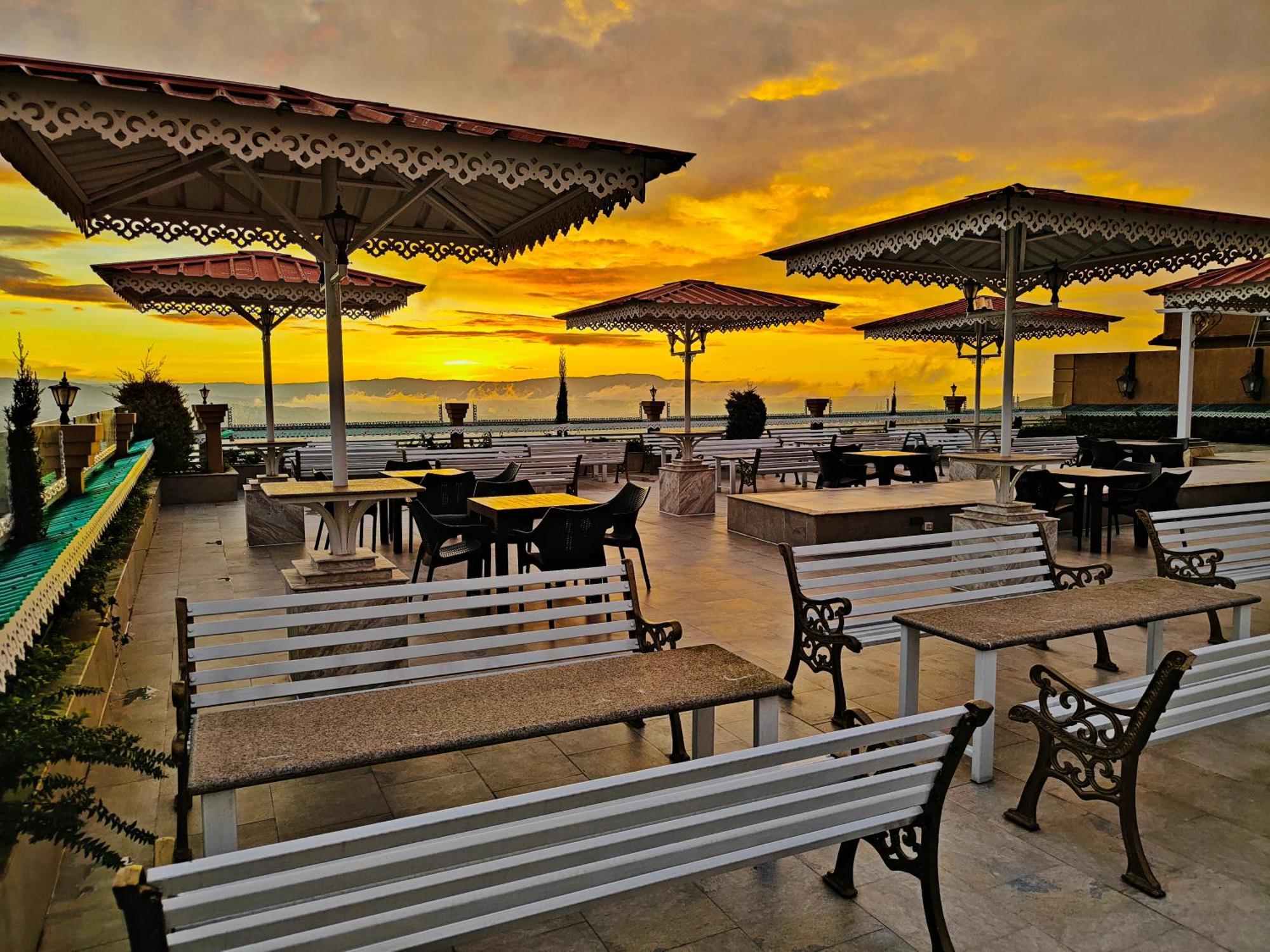 Hotel Acropolis Shillong Zewnętrze zdjęcie